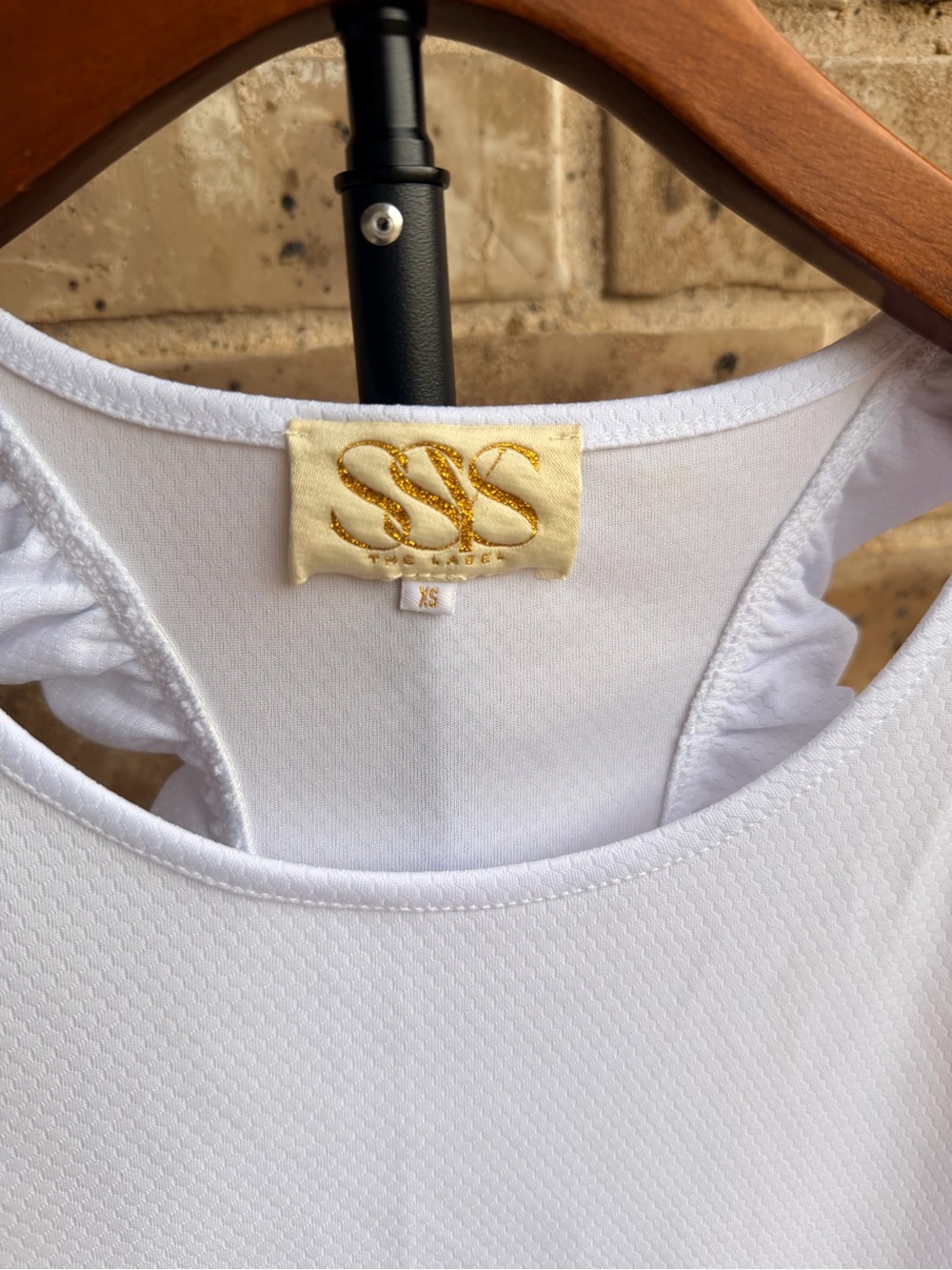 SSYS the label Women’s White Ruffle Racerback Active Tank Top Size XS - Picture 4 of 10